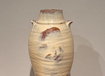 今古白楕円形耳付花入 利茶土ミルグリム 作 Konko Shiro Oval Vase with Ears